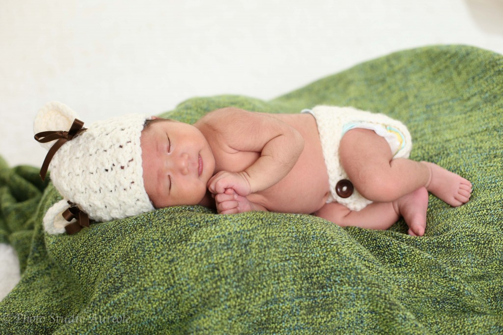 Newborn Photo(新生児写真)を本物の自然な写真で